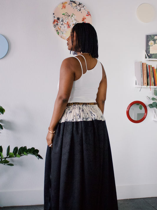 The JOANNA Skirt in Plum | Navy