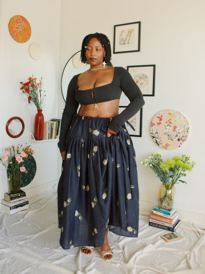 The Meadow Skirt - Black Roses